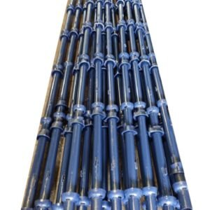 Creador Innovations scaffolding team at construction site